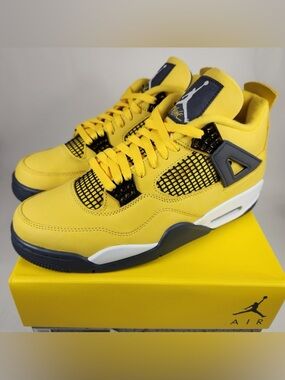 Jordan 4 Retro Lightening